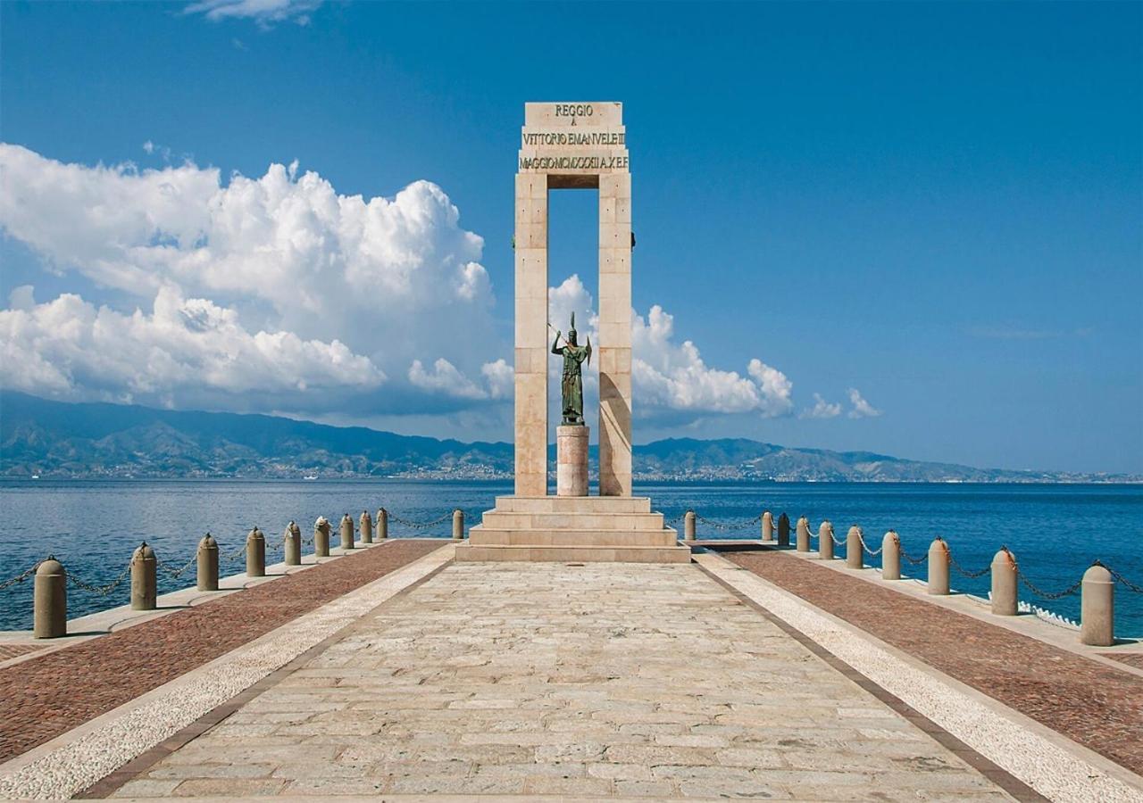 Ag Sweet Apartment Reggio Calabria Exterior photo